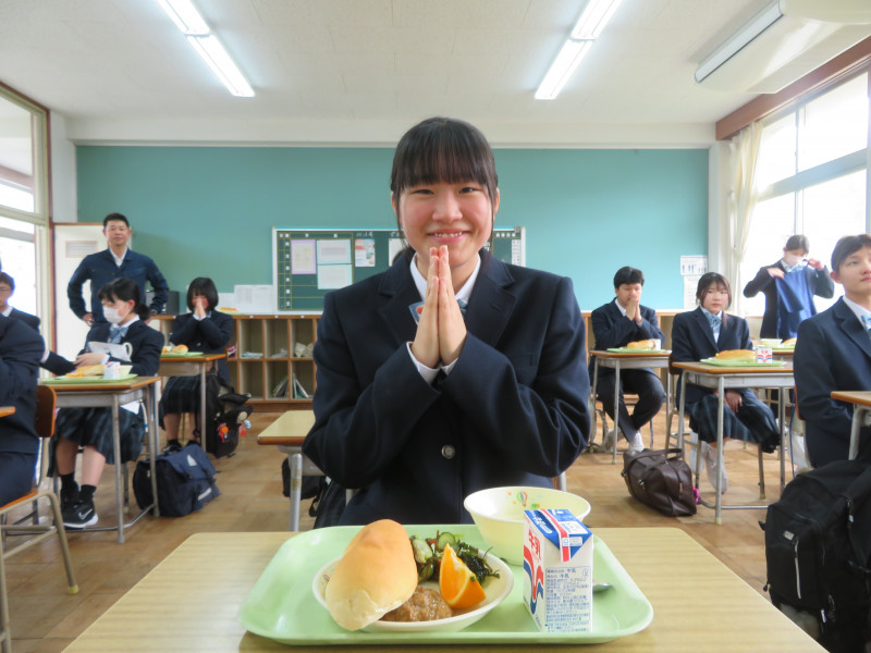 給食 (10)